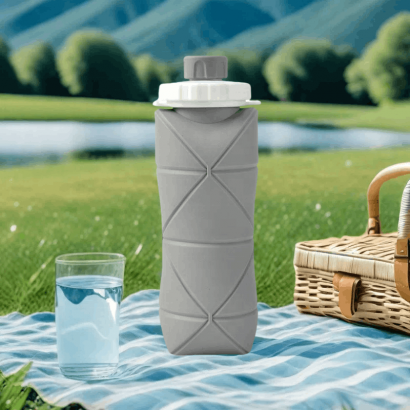 Gourde portable pliable 600ML – Bouteille d’eau silicone réutilisable design moderne, léger et durable